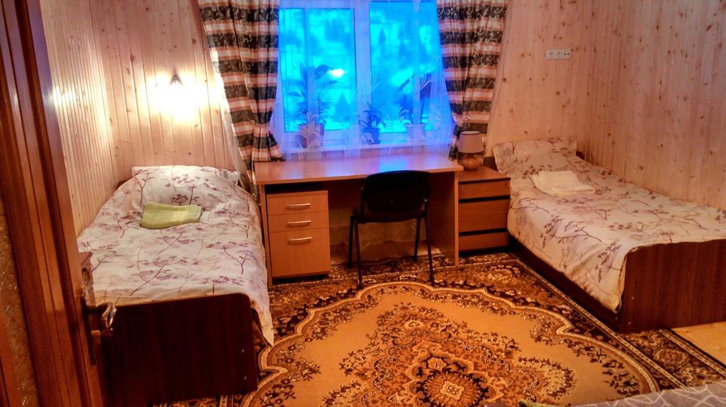 Cottage Ozerniy ラーゼシュチュナ 部屋 写真